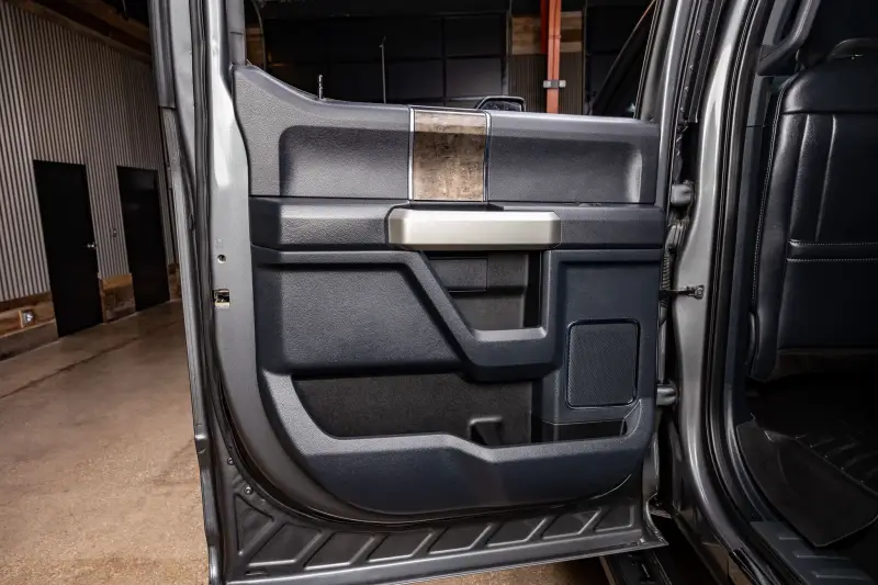 2022 Ford F250 Lariat photo 23