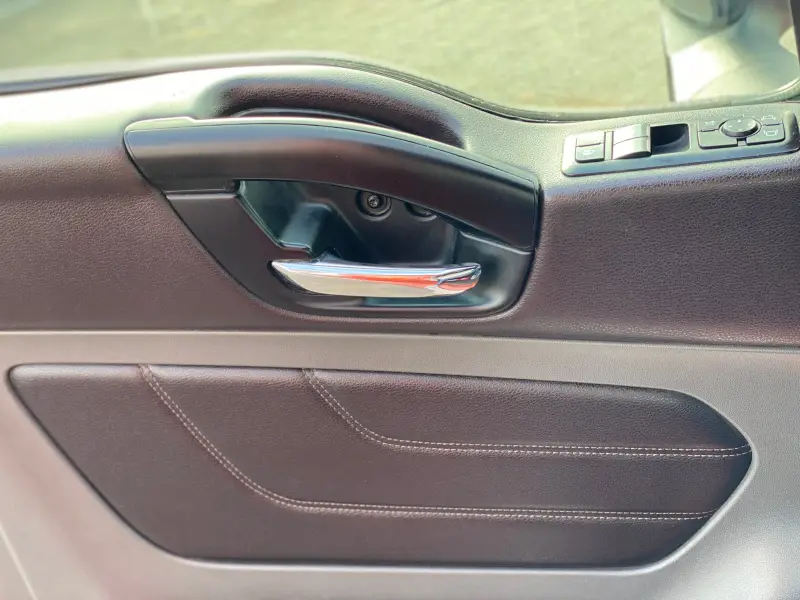 2018 International LT photo 29