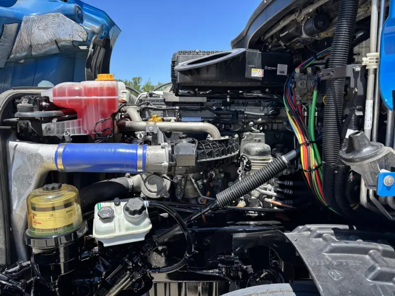 2020 Freightliner Cascadia 126 photo 18