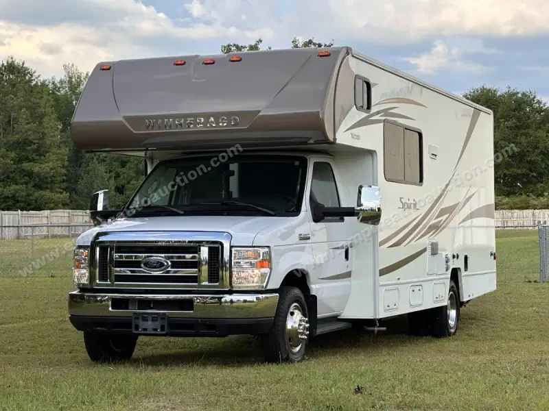 2018 Winnebago Spirit 25B photo 29