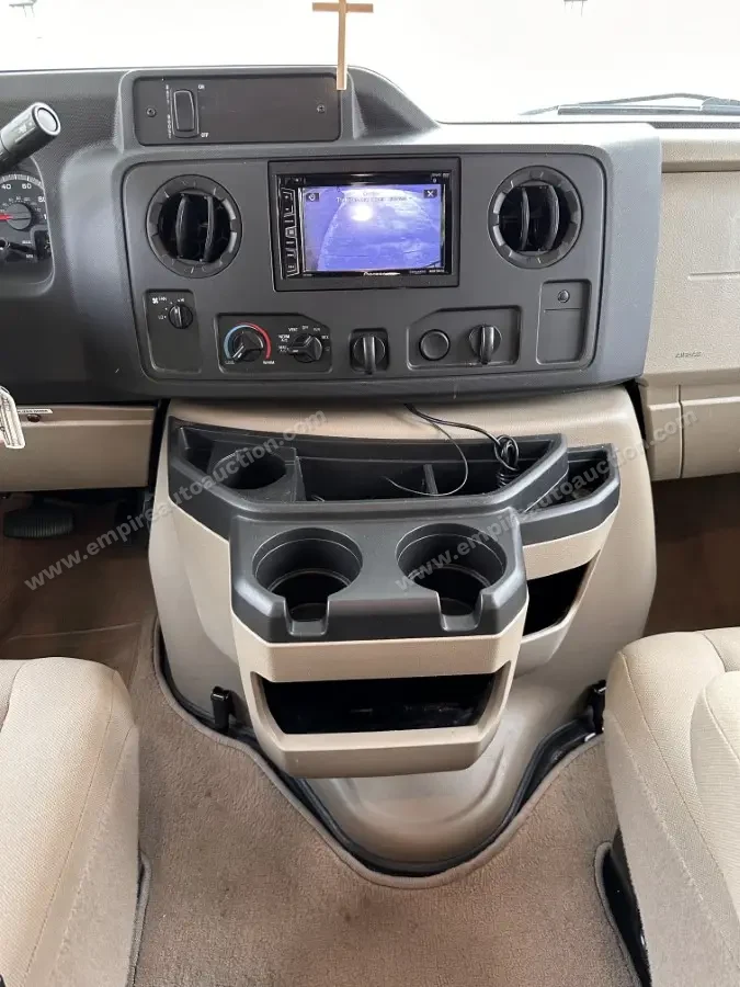 2018 Winnebago Spirit 25B photo 18