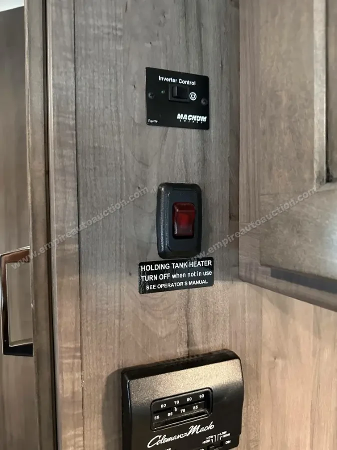 2018 Winnebago Spirit 25B photo 11