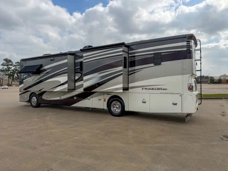 2018 Tiffin Phaeton 40IH photo 60