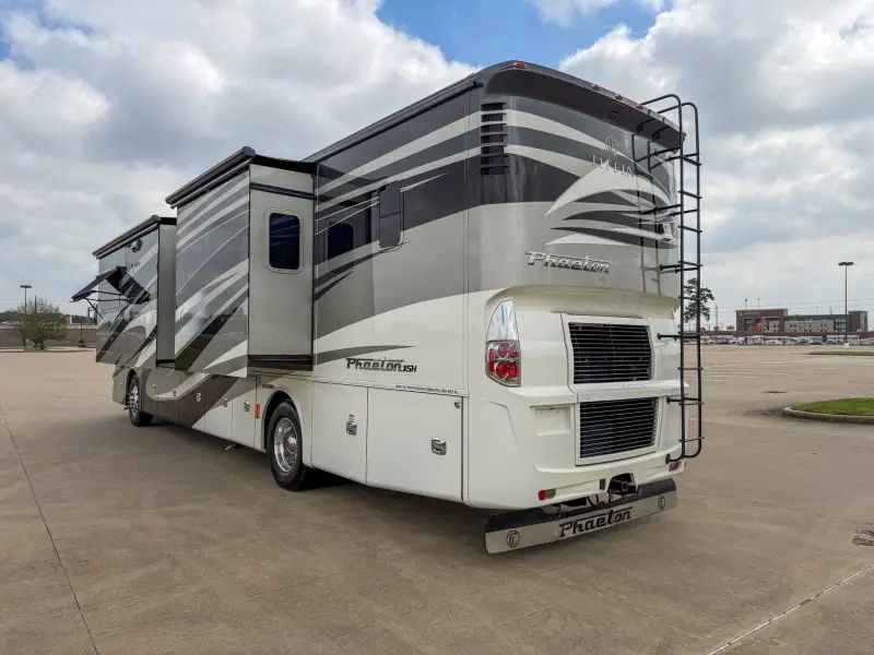 2018 Tiffin Phaeton 40IH photo 62