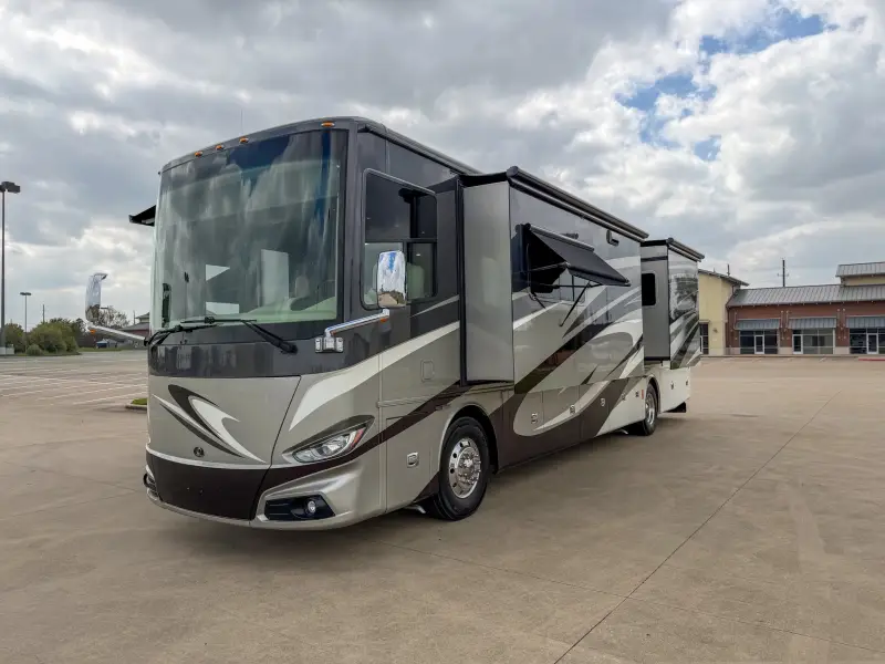 2018 Tiffin Phaeton 40IH photo 58