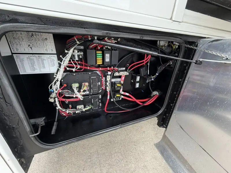 2018 Tiffin Phaeton 40IH photo 48