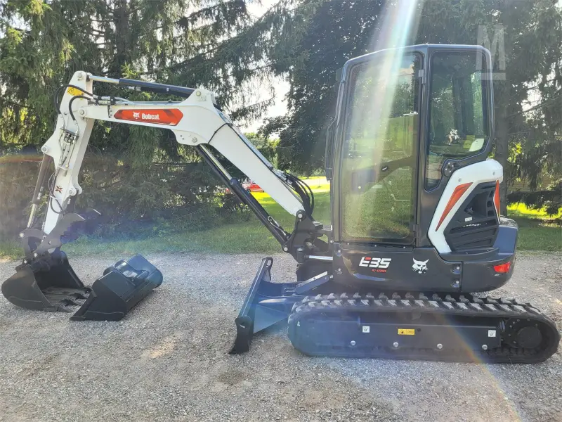 2020 Bobcat E35 Excavator photo 24