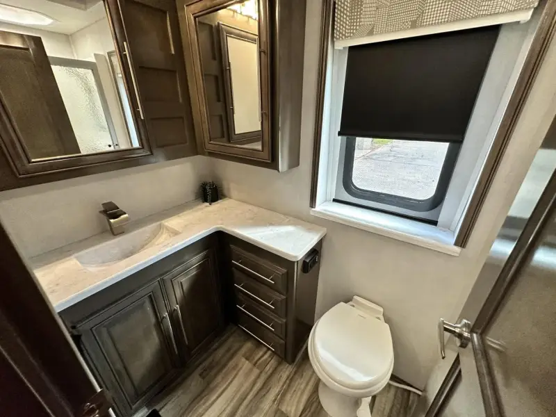 2021 Georgetown GT7 36k photo 11