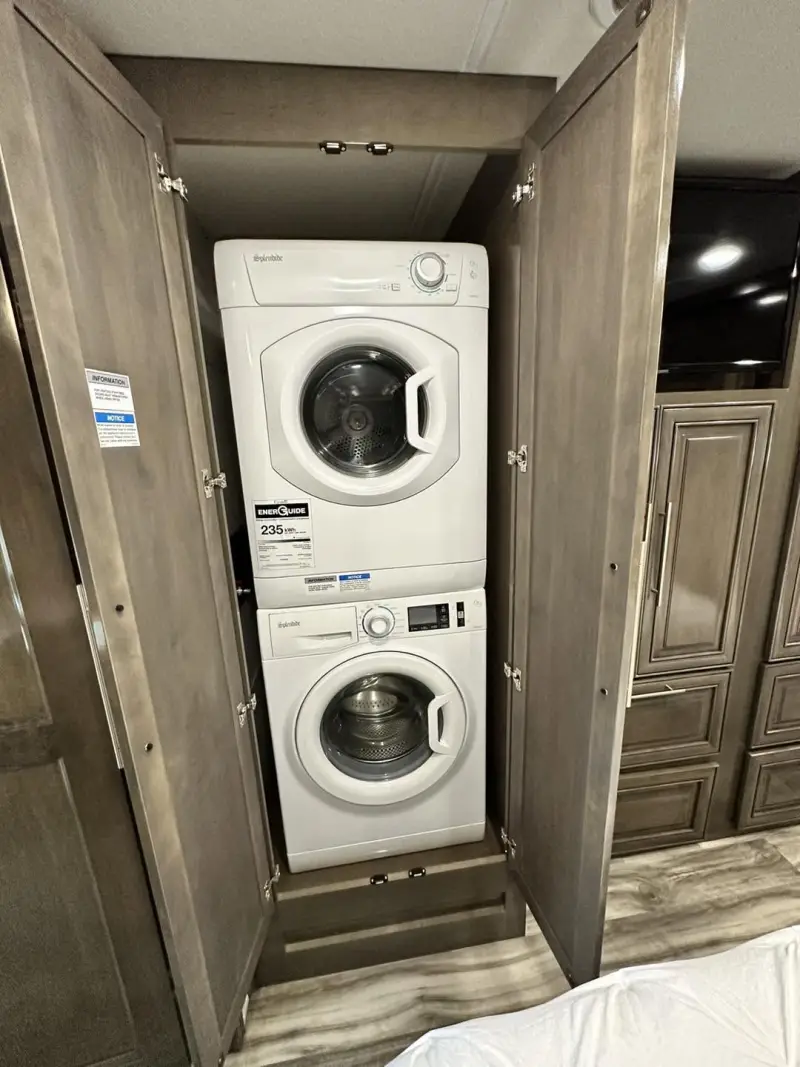 2021 Georgetown GT7 36k photo 12