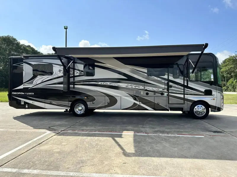 2021 Georgetown GT7 36k photo 38