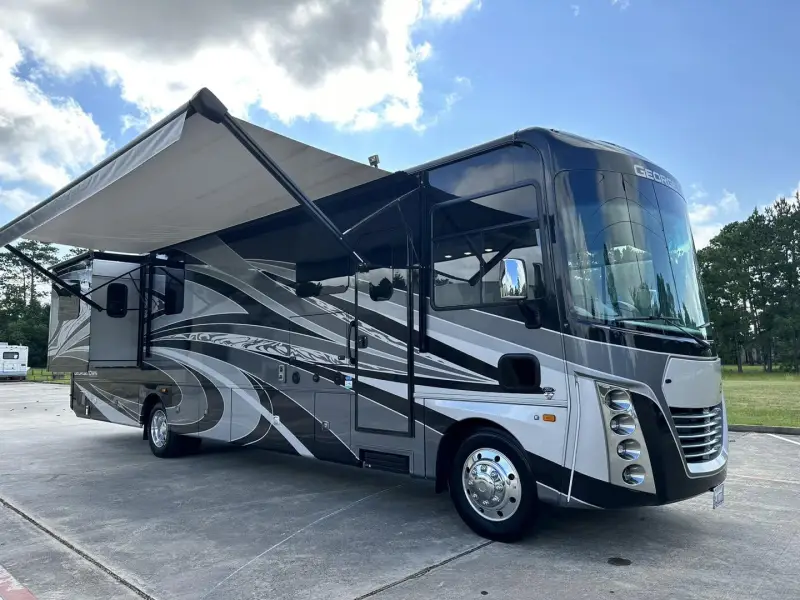 2021 Georgetown GT7 36k photo 48