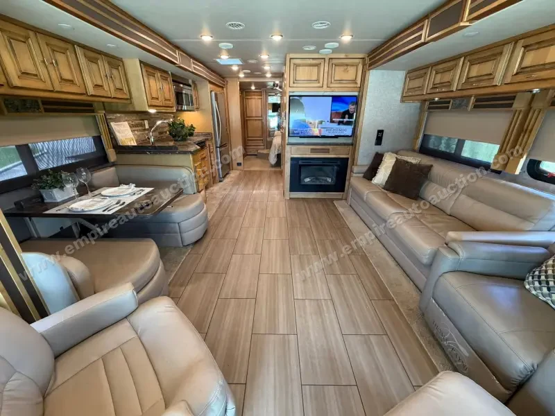 2018 Tiffin Allegro Red 33AA photo 3