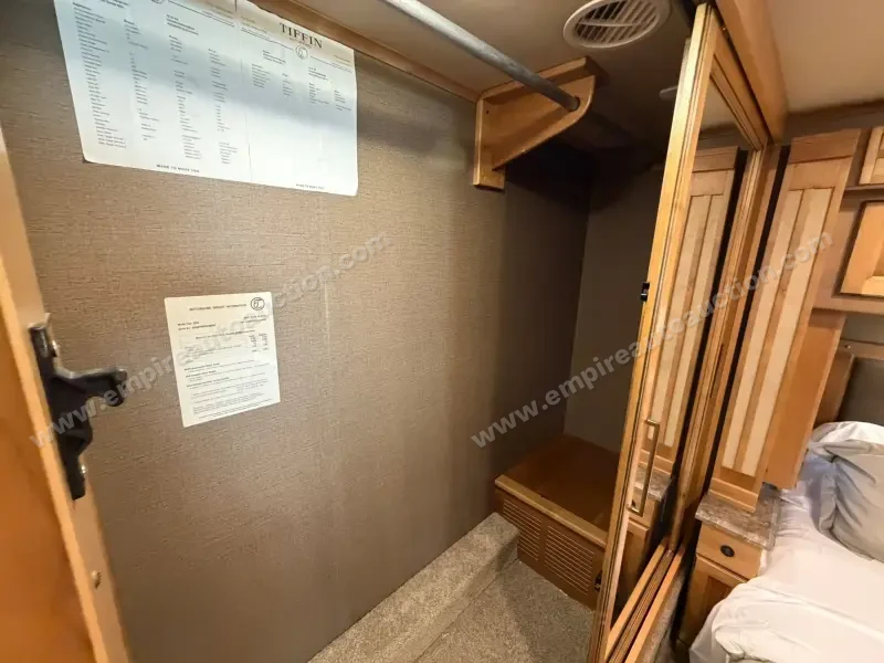 2018 Tiffin Allegro Red 33AA photo 2