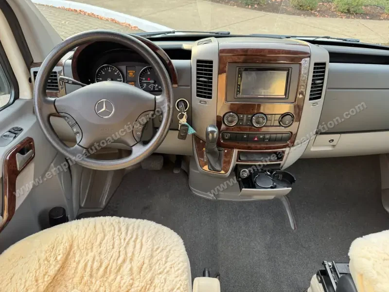 2011 Airstream Interstate 3500 Lounge photo 26