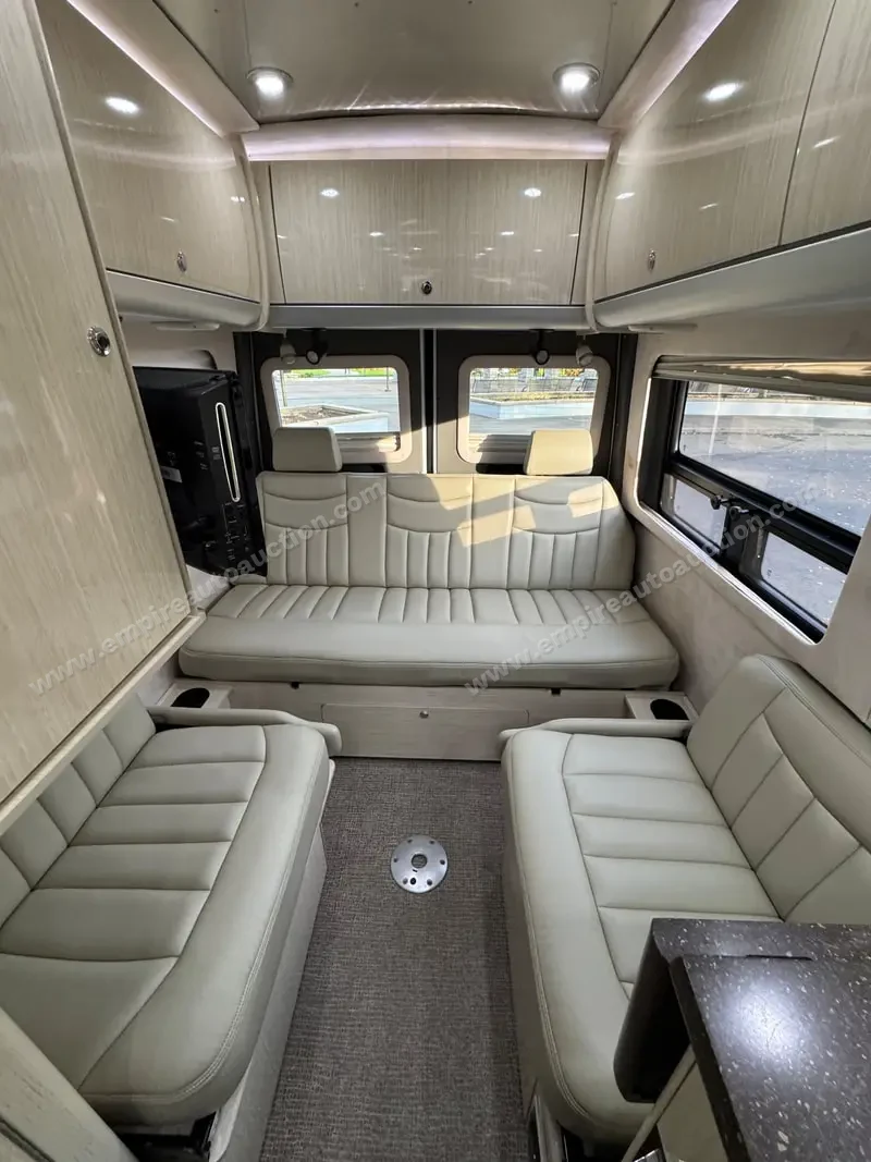 2011 Airstream Interstate 3500 Lounge photo 14