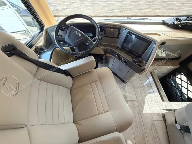 2020 Tiffin Phaeton 37BH photo 41
