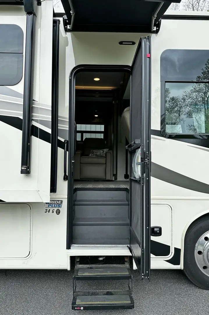2020 JAYCO PRECEPT 34G photo 6