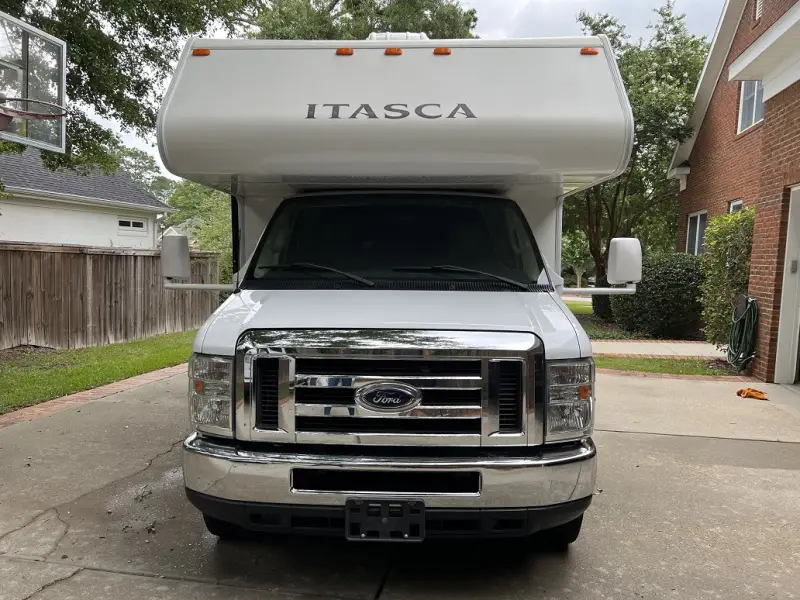 2014 Itasca Spirit 25B photo 35