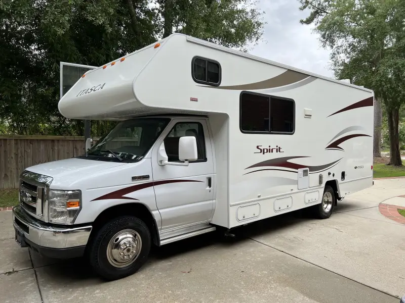 2014 Itasca Spirit 25B photo 1