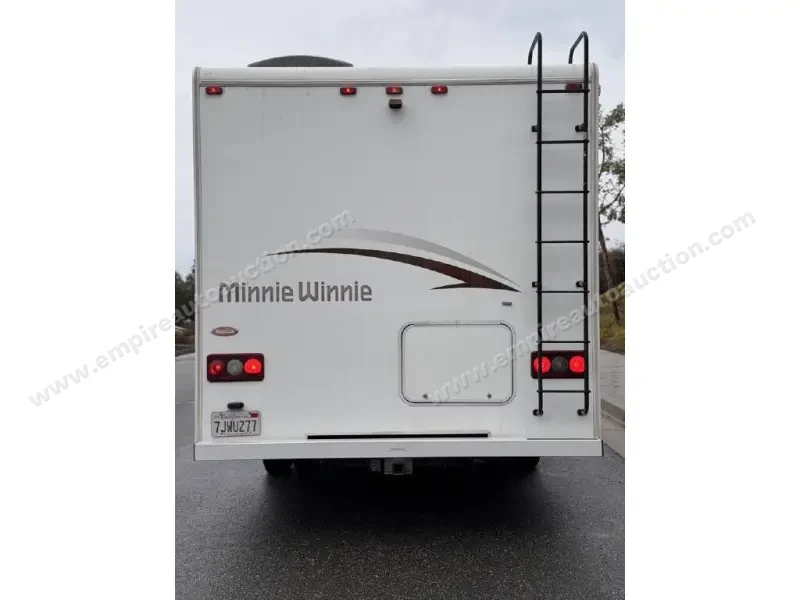 2015 Winnebago Minnie Winnie 22R photo 66