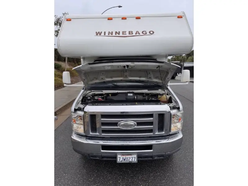 2015 Winnebago Minnie Winnie 22R photo 39