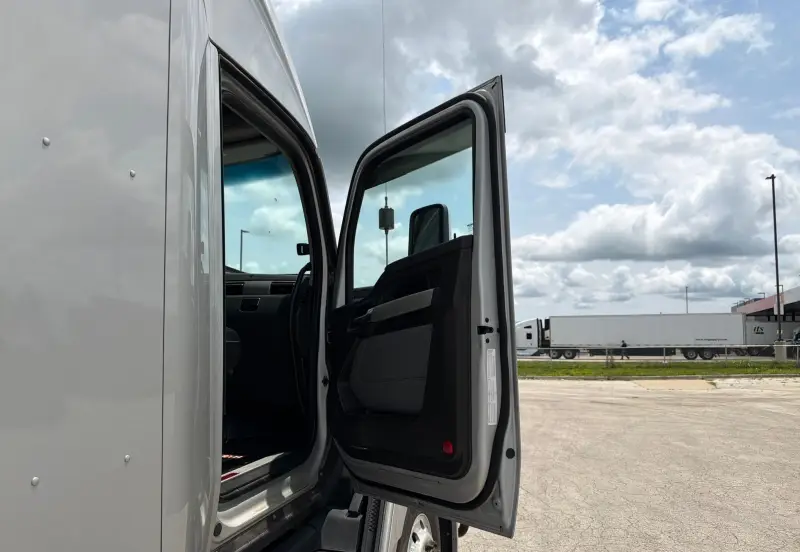 2022 Kenworth T680 photo 69