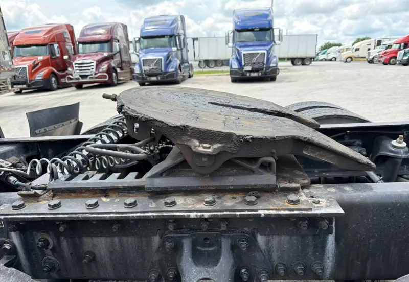 2022 Kenworth T680 photo 37