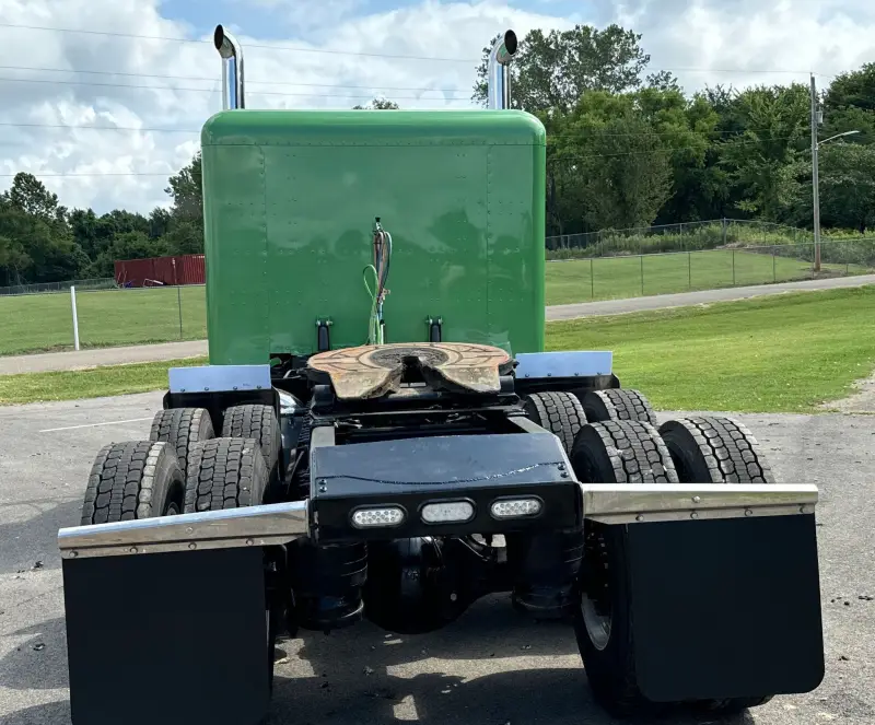 2021 Peterbilt 389 photo 6