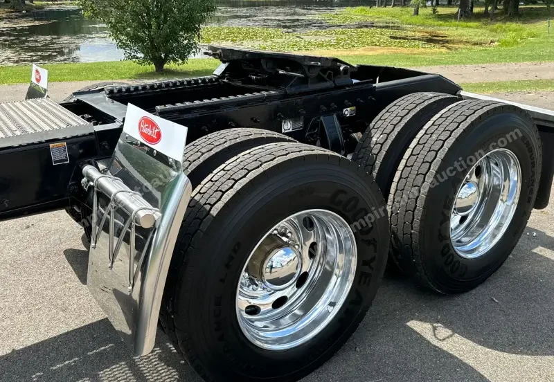 2021 Peterbilt 389 photo 75