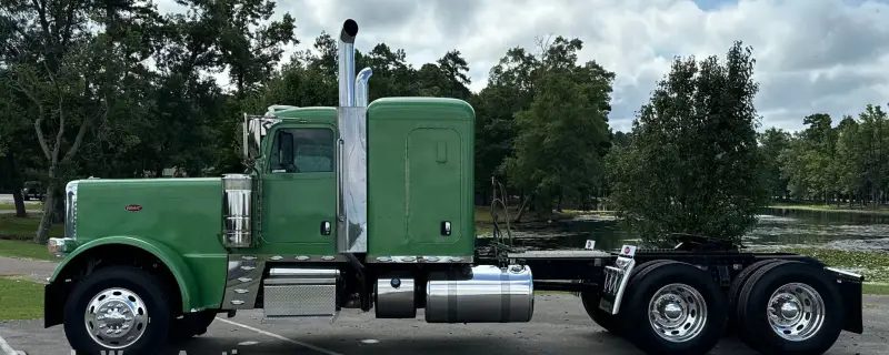 2021 Peterbilt 389 photo 8