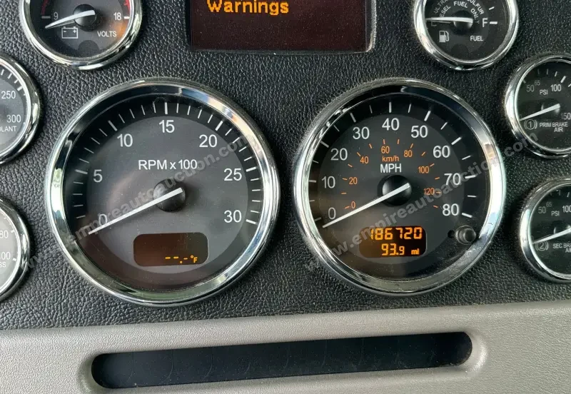 2021 Peterbilt 389 photo 35
