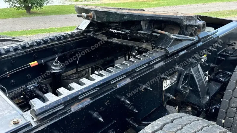 2021 Peterbilt 389 photo 13