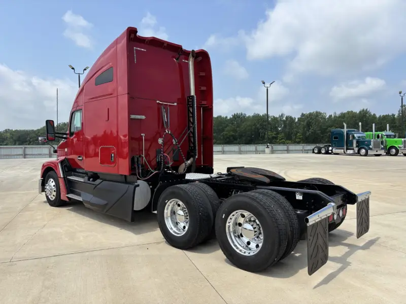 2022 Kenworth T680 Sleeper photo 21