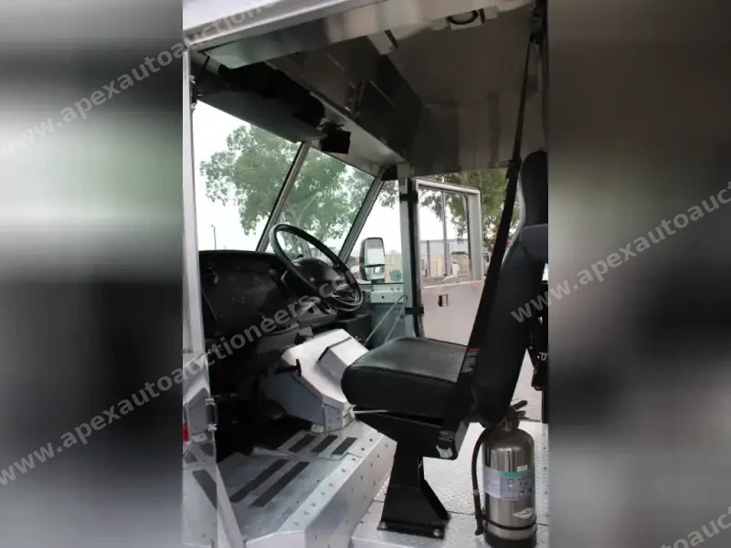 2013 Ford Catering Truck - Food Truck - E-550 Utilimaster 18 Ft Catering Step Van Food Truck For Sale photo 33
