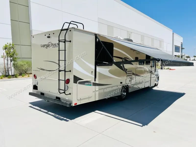 2014 Coachmen Leprechaun 319DS photo 10