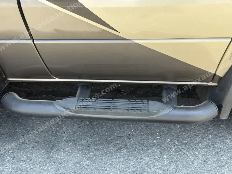 2019 Entegra Qwest 24L photo 33