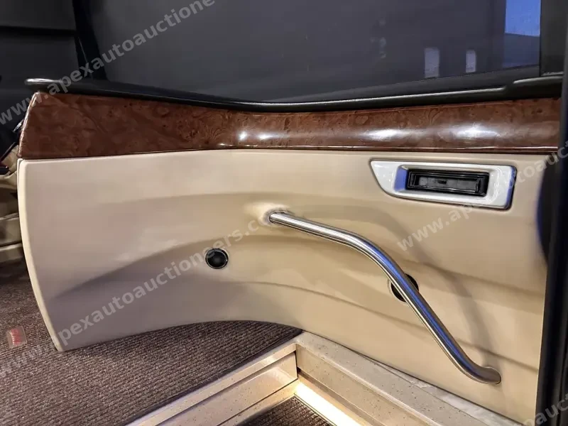 2015 American Revolution LE 42T Motorcoach photo 116