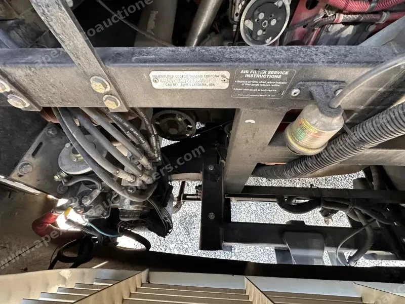 2015 American Revolution LE 42T Motorcoach photo 202