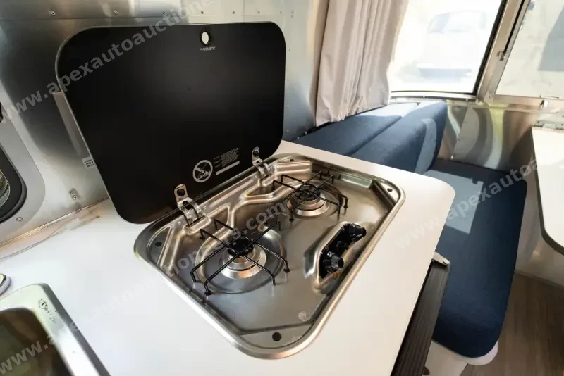2021 Airstream Bambi 16′ Travel Trailer photo 61