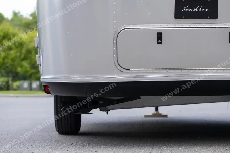 2021 Airstream Bambi 16′ Travel Trailer photo 35