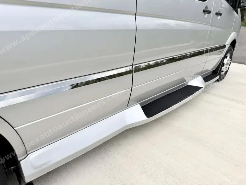 2019 Mercedes-Benz Sprinter 3500 Winnebago Era BM170X photo 50