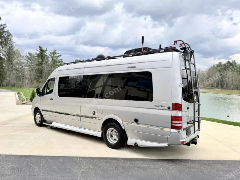 2019 Mercedes-Benz Sprinter 3500 Winnebago Era BM170X photo 16