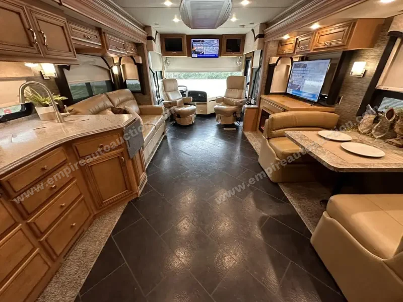 2015 Newmar Ventana 3807 photo 4