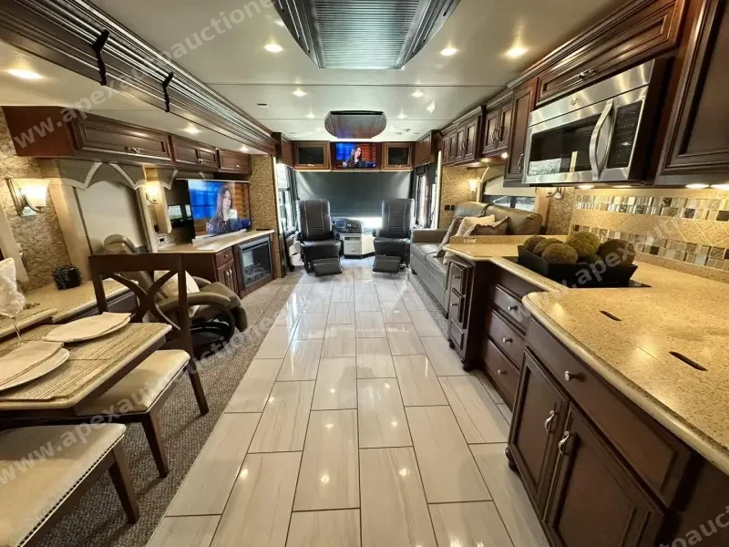 2015 Newmar Ventana 4037 photo 2