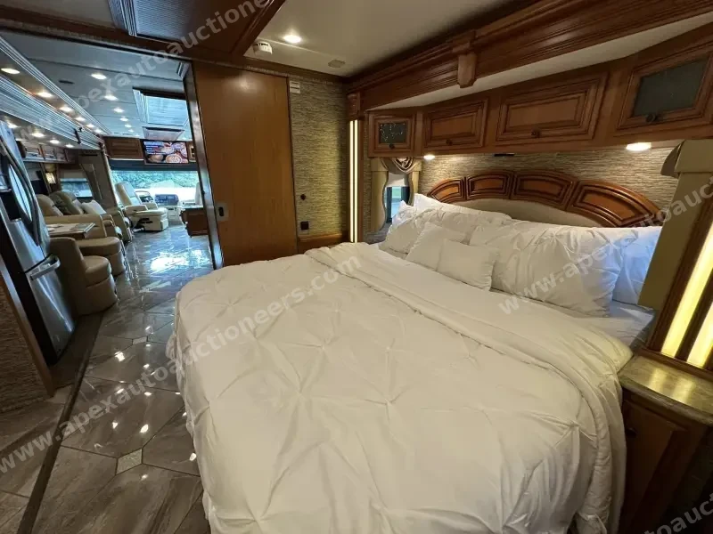 2016 Newmar Dutchstar 4018 photo 62