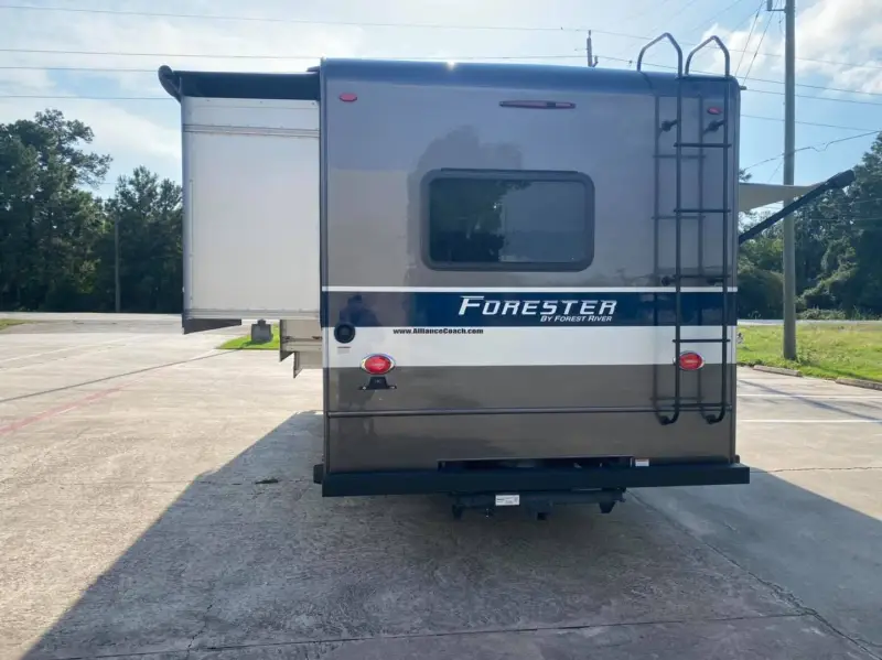 2019 Forest River Forester 3041 photo 5