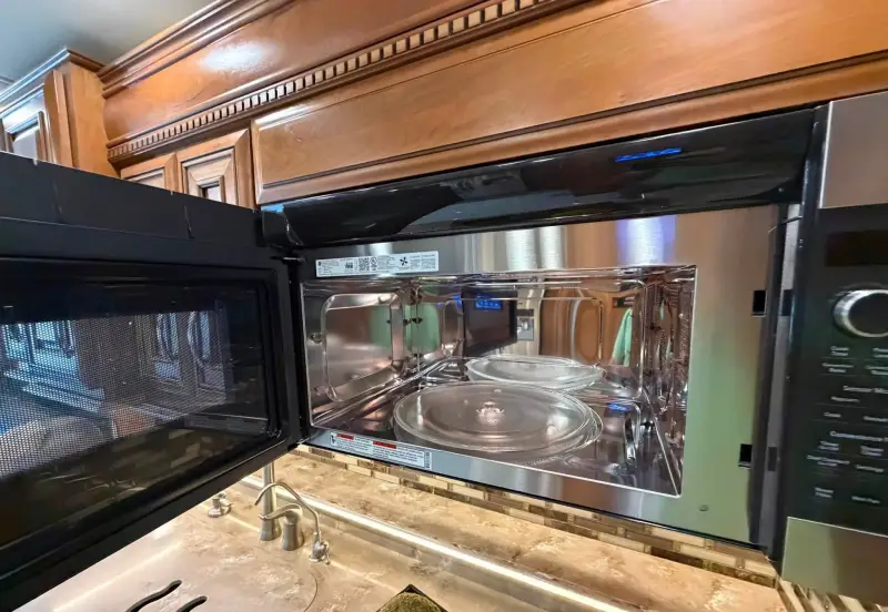 2017 Entegra Anthem 44B photo 25