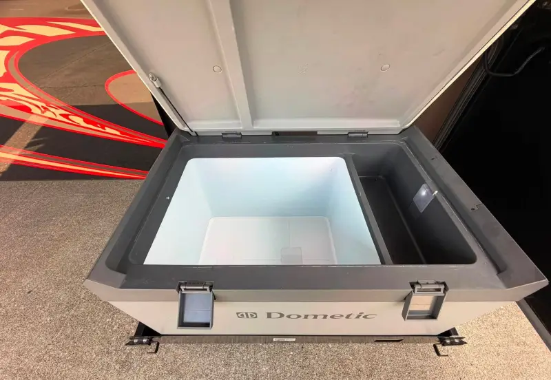 2017 Entegra Anthem 44B photo 53