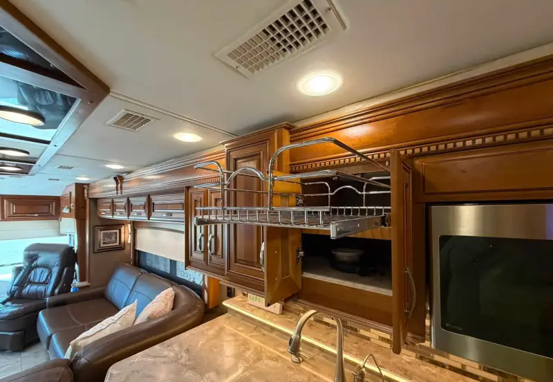 2017 Entegra Anthem 44B photo 23