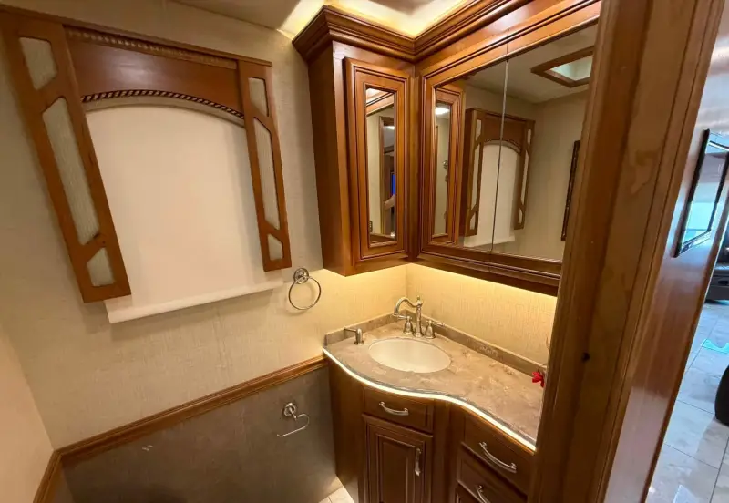 2017 Entegra Anthem 44B photo 30